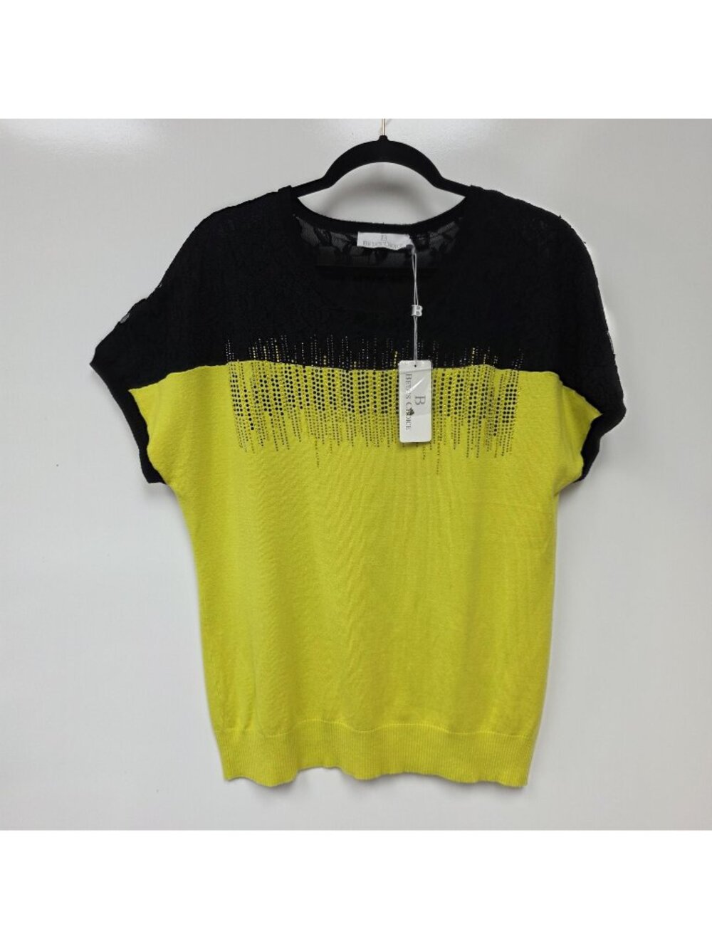 Beta's Choice Sweater Womens XL Black Yellow Lace Yoke Rhinestone Short Sleeve